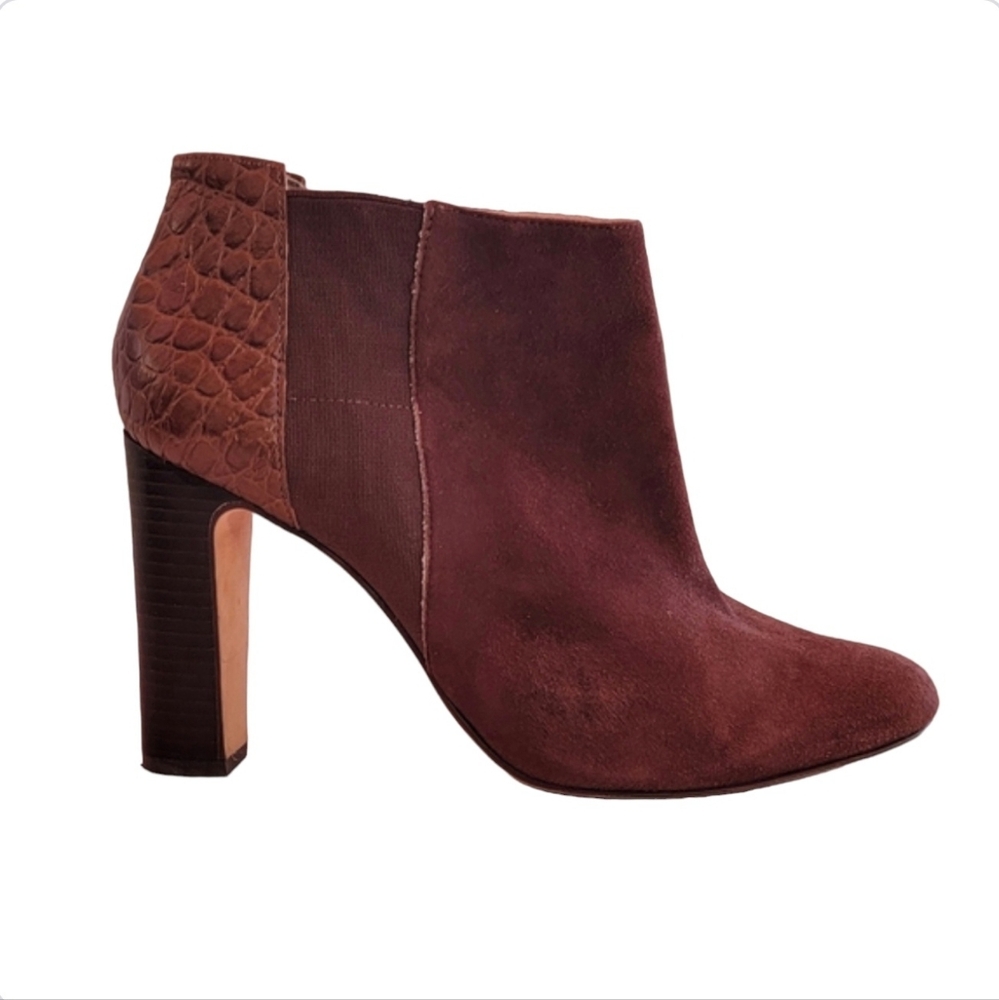 Trina Turk Wilshire Brown Suede Leather Ankle Boots booties size 8.5